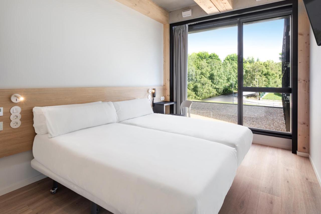 B&B Hotel Guimaraes Bagian luar foto
