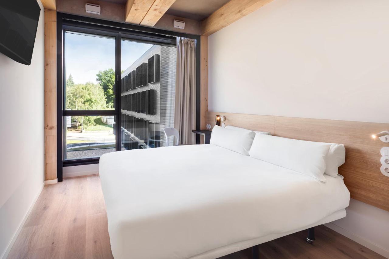 B&B Hotel Guimaraes Bagian luar foto