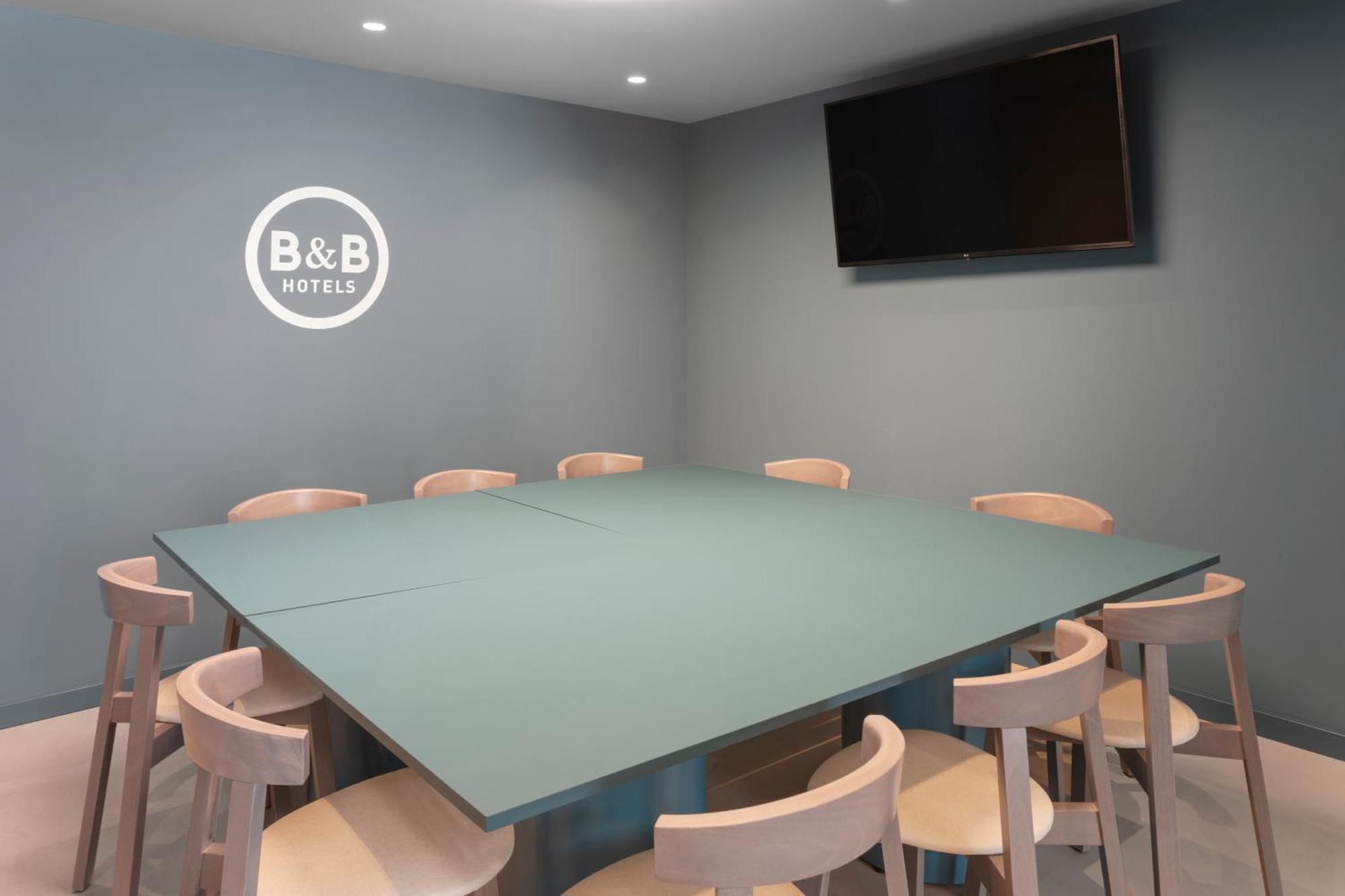B&B Hotel Guimaraes Bagian luar foto